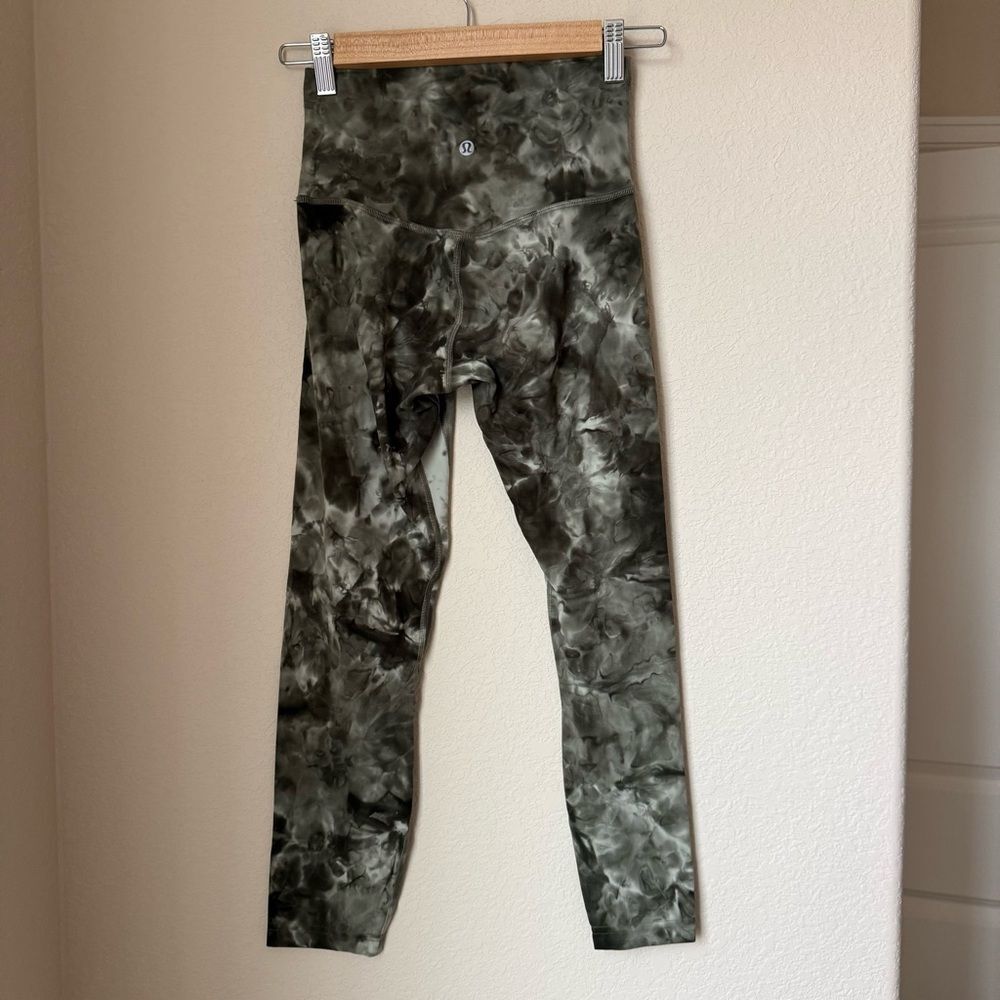 Lululemon Align Pant 25" Diamond Dye Light Sage Army Green Dark Olive Size 4